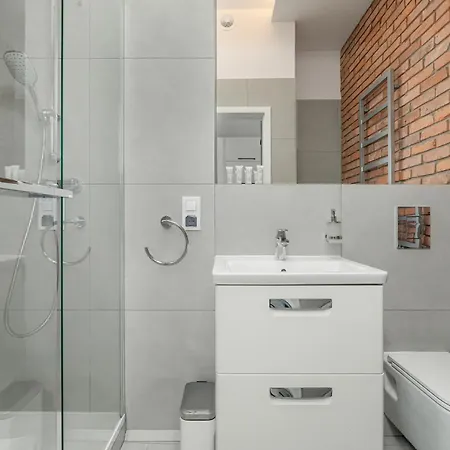 Kwiatowa Modern Studio In The Center Of By Renters Apartment *