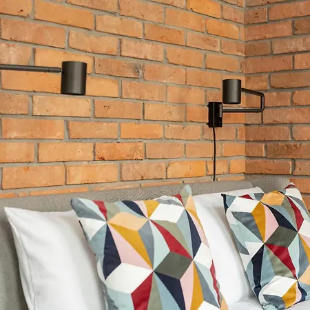 Kwiatowa Modern Studio In The Center Of By Renters *