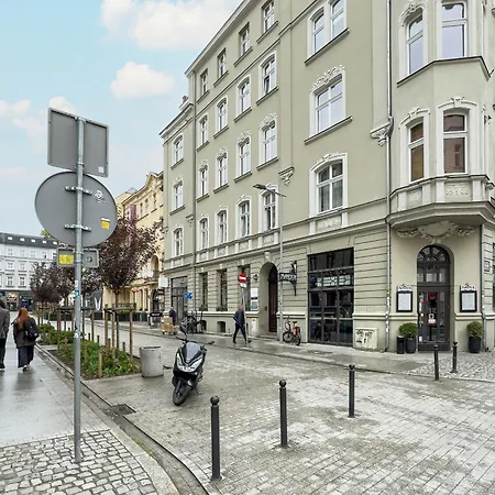 Kwiatowa Modern Studio In The Center Of By Renters Apartment Poznan